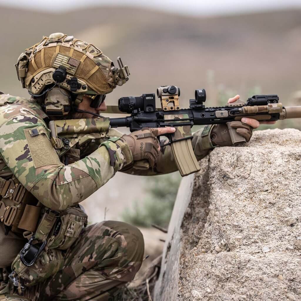 operator_using_b5_multicam_furniture-1024x1024